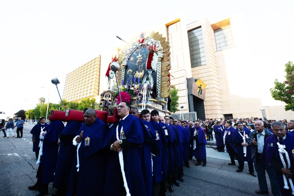 El Señor de los Milagros en Los Angeles. Victor Alemán/Angelus News