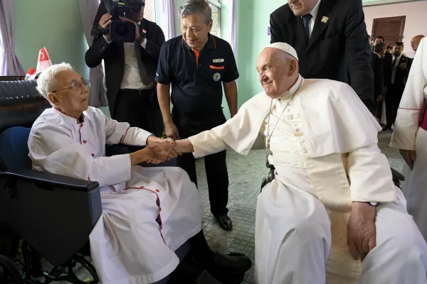 Encuentro del Papa Francisco con ancianos y enfermos de Singapur. Crédito: Vatican Media