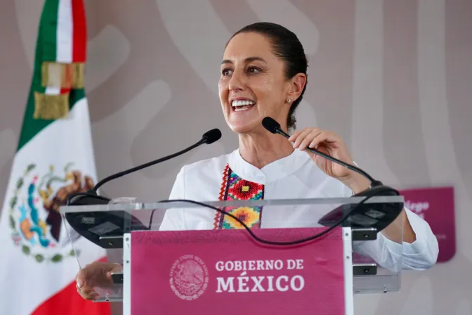 Claudia Sheinbaum asume como presidenta de México y la Iglesia Católica hace algunos pedidos