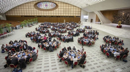 Los participantes del Sínodo de la Sinodalidad en el Aula Pablo VI 18102024