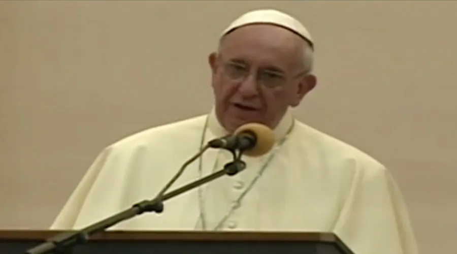 Papa Francisco en encuentro con autoridades y cuerpo diplomático en Uganda. Foto: Captura de video / CTV.