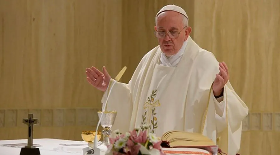 Papa Francisco en Misa en capilla de Santa Marta. Foto: L'Osservatore Romano.