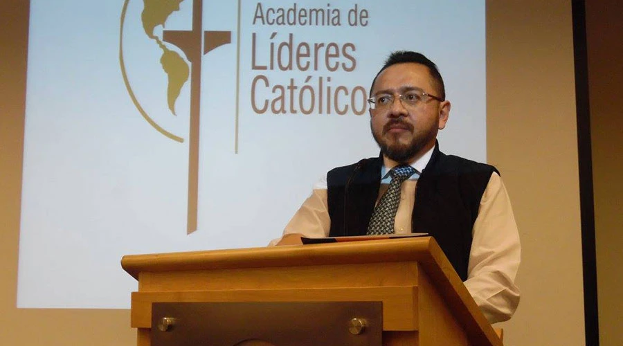 Foto : Rodrigo Guerra / Crédito : Facebook Academia de Lideres Católicos