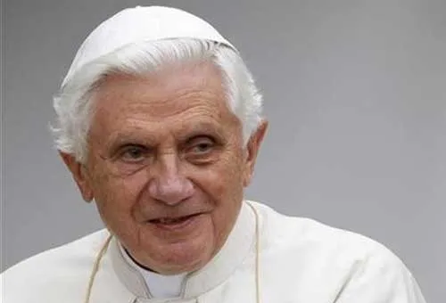 Obispo emérito de <b>Roma Benedicto</b> XVI - ppbxviB300113