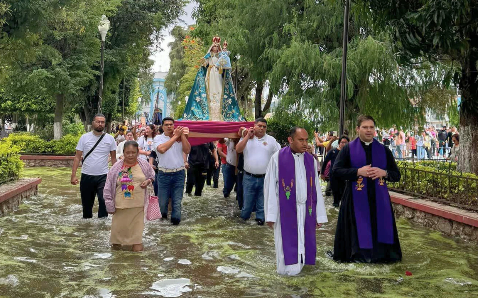 Procesión de la imagen de la Virgen de la Natividad en Tixtla, Guerrero.?w=200&h=150