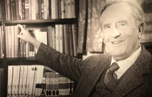 Fotografía de Tolkien en la exposición de Roma Crédito: Almudena M-B