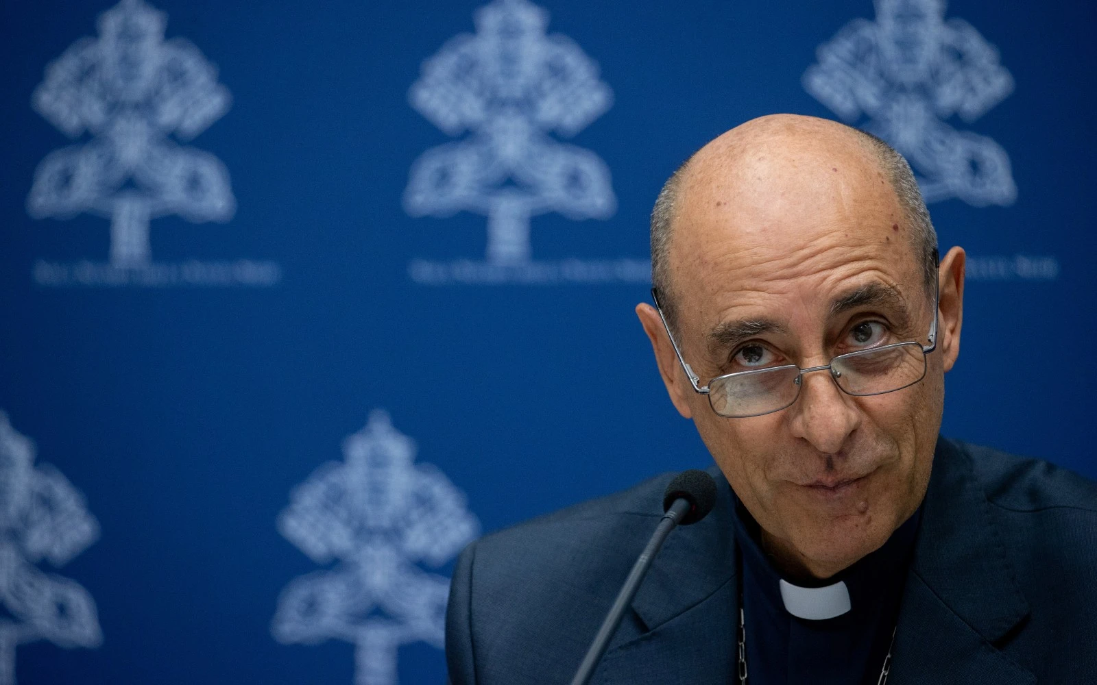 El Cardenal Víctor Fernández en la rueda de prensa de este 19 de septiembre?w=200&h=150