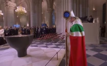 El Arzobispo de París en la Catedral de Notre Dame