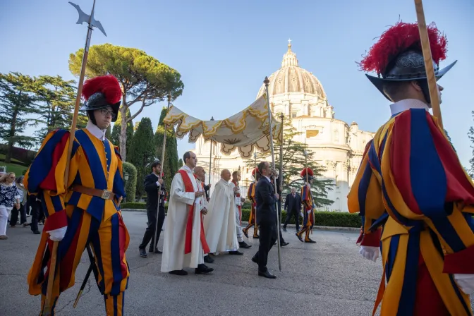 Celebran la fiesta de los santos protomártires de Roma el 27 de junio