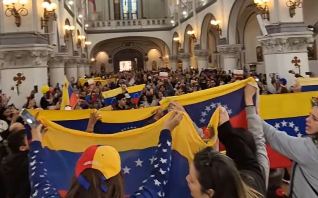 Comunidad venezolana en la Parroquia Nuestra Señora de Caacupé - Buenos Aires?w=200&h=150