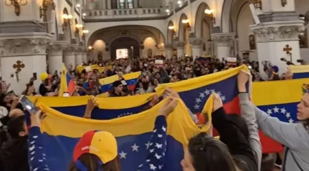 Comunidad venezolana en la Parroquia Nuestra Señora de Caacupé - Buenos Aires