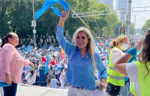 Lianna Rebolledo durante la marcha "A favor de la mujer y de la vida", el 3 de octubre de 2021. Crédito: David Ramos / ACI Prensa