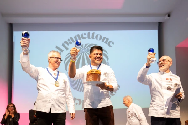 Podio de los ganadores del mejor Panettone tradicional. Crédito: cortesía