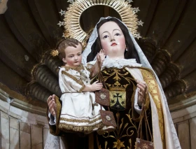 Retiran imagen de la Virgen del Carmen de entidad pública por orden de Corte Constitucional