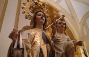 La Virgen del Carmen en el video del canto gregoriano Flos Carmeli, interpretado por Harpa Dei. Crédito: Youtube Harpa Dei.