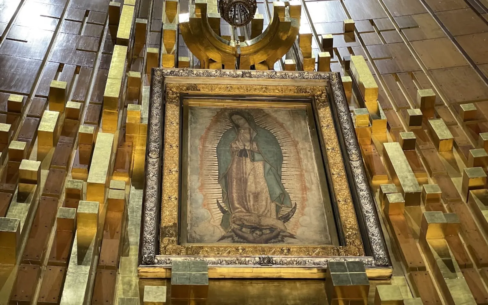 La imagen original de la Virgen de Guadalupe en su Basílica en Ciudad de México.?w=200&h=150