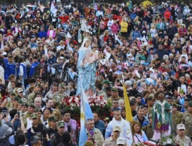 Más de un millón de fieles celebraron a la Virgen del Rosario de San Nicolás en Argentina