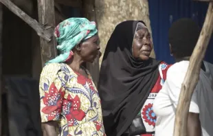 Mujeres en Kenia, país africano donde la Iglesia tiene un proyecto para luchar contra la poligamia. Crédito: EWTN Noticias.
