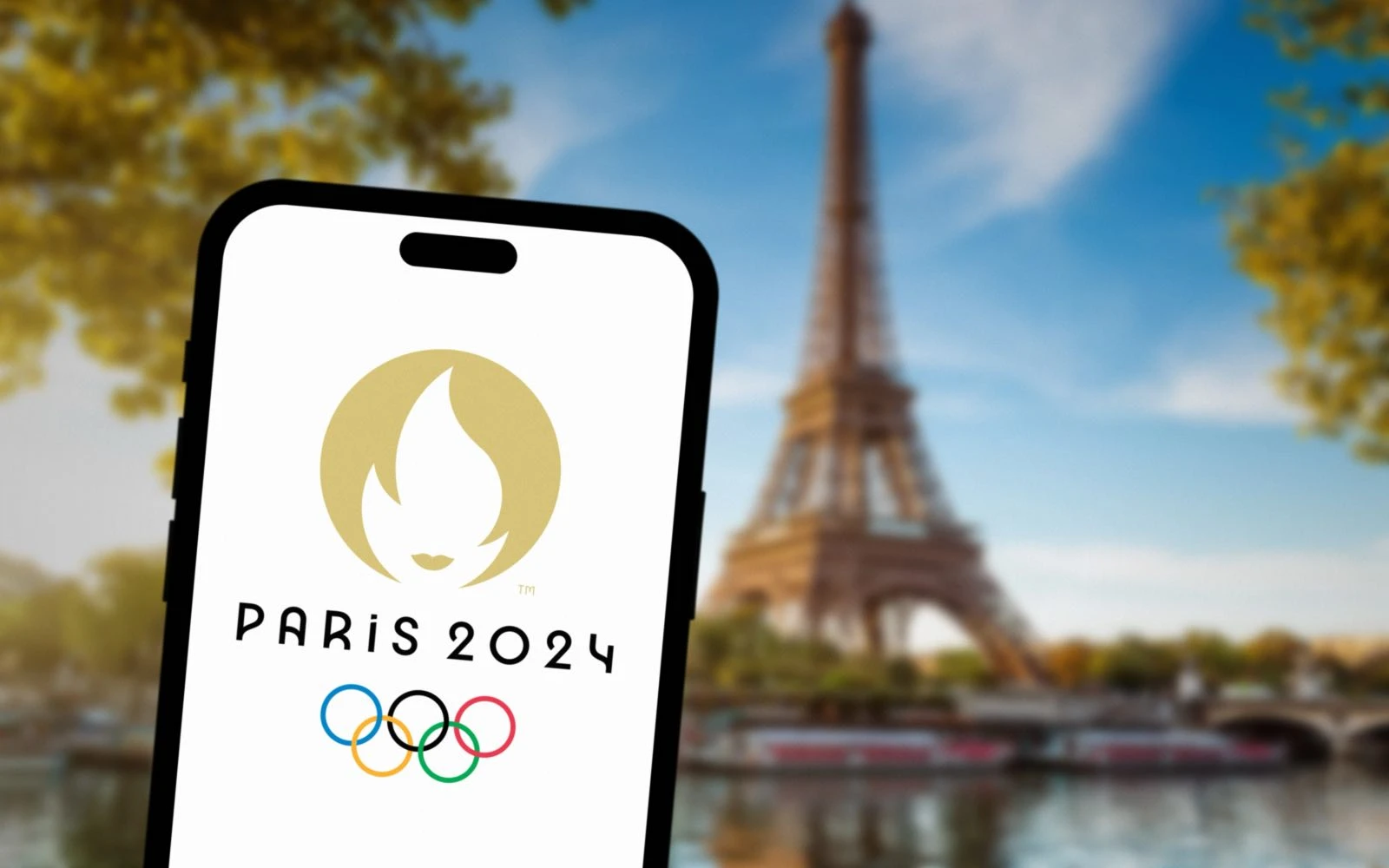 El logo de París 2024 con la Torre Eiffel de fondo.?w=200&h=150